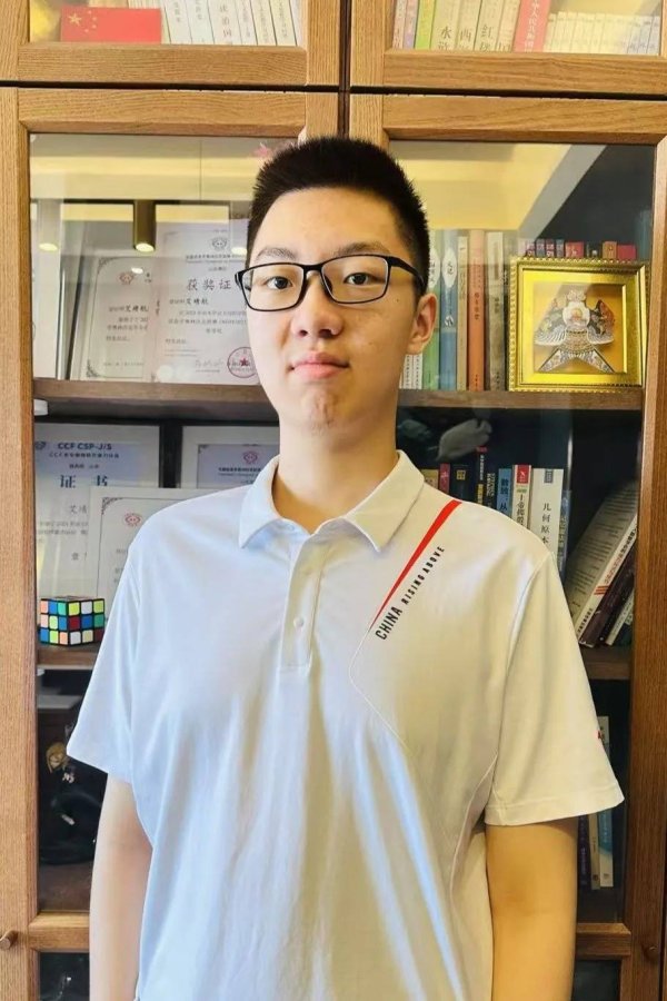 金信达 大众讲坛·预告 | 一年顶三年：清华准新生艾靖航揭秘，如何用一年时间拥抱清华，掌握高效学习密码！